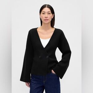 Collarless V-Neck Sweater Blazer